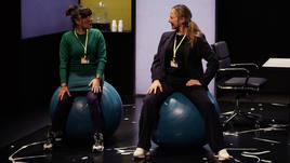 Pilar Castro y Candela Peña llegan a Valencia con la distopía laboral 'Contracciones' en el Teatro El Musical