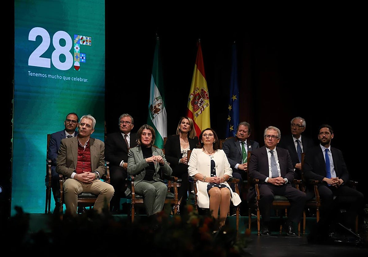 Reconocidos con las banderas de Andalucía en Córdoba