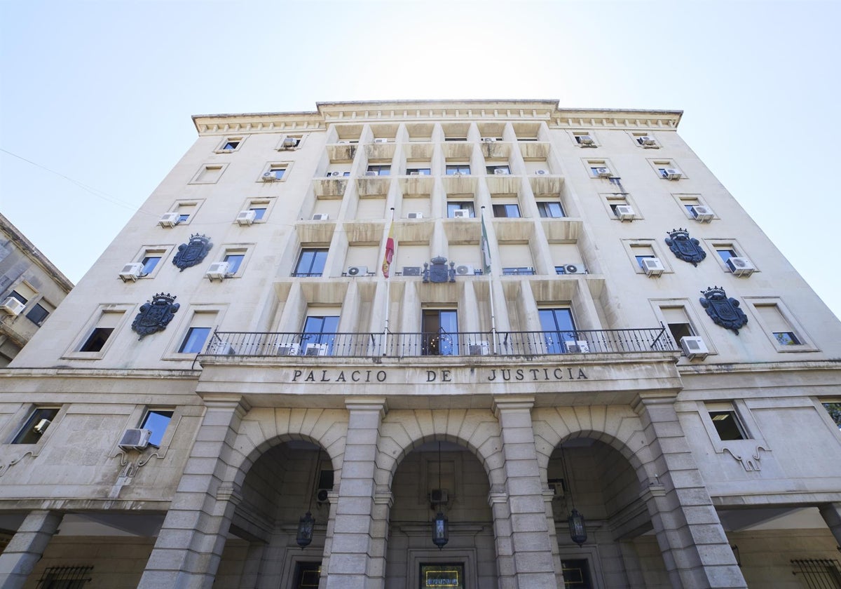 Imagen Fachada principal de la Audiencia Provincial de Sevilla