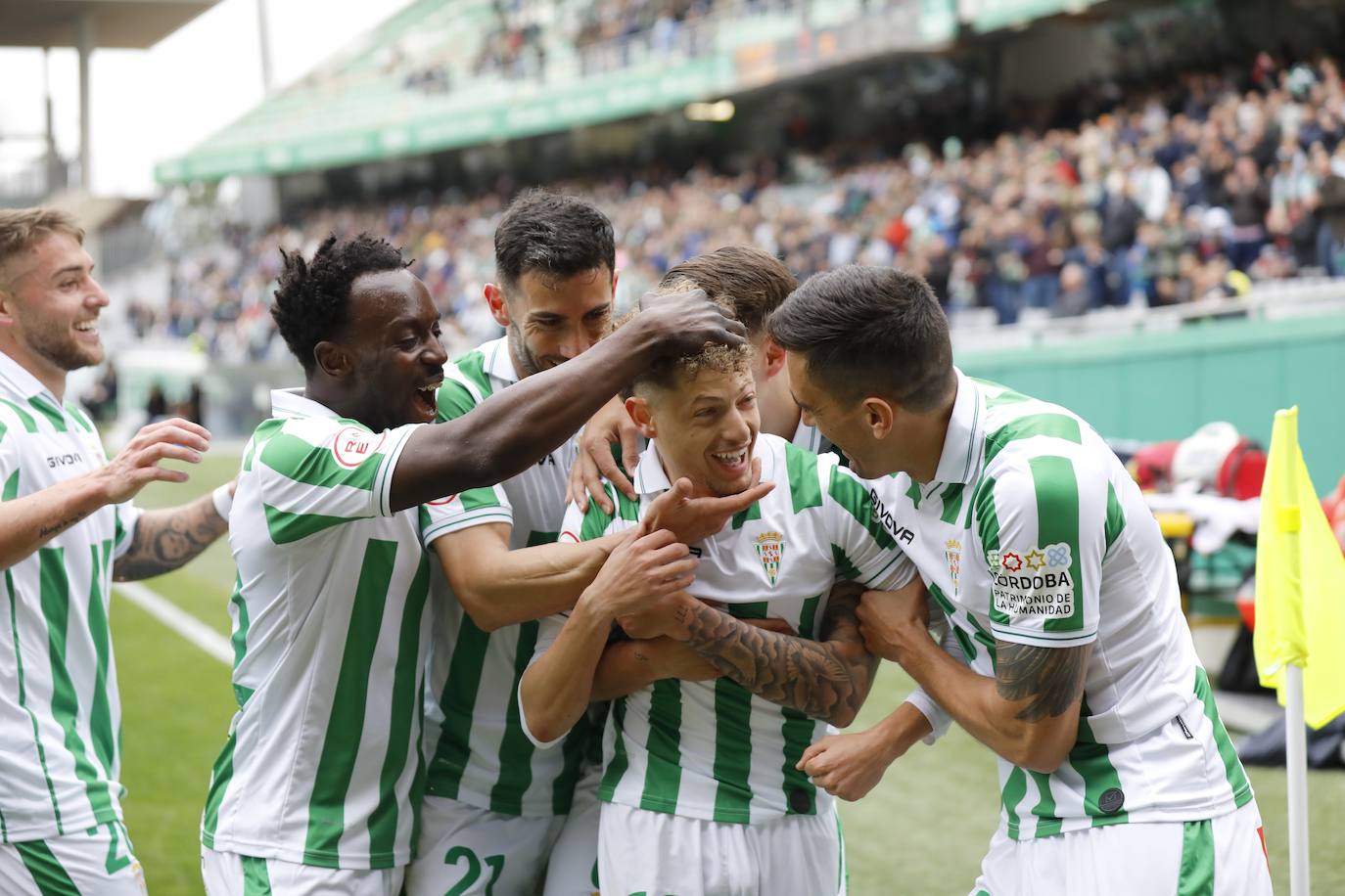 Fotos: la plácida victoria del Córdoba CF contra el Melilla