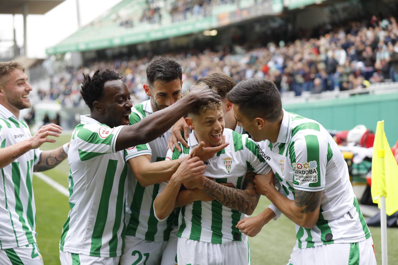 Fotos: la plácida victoria del Córdoba CF contra el Melilla