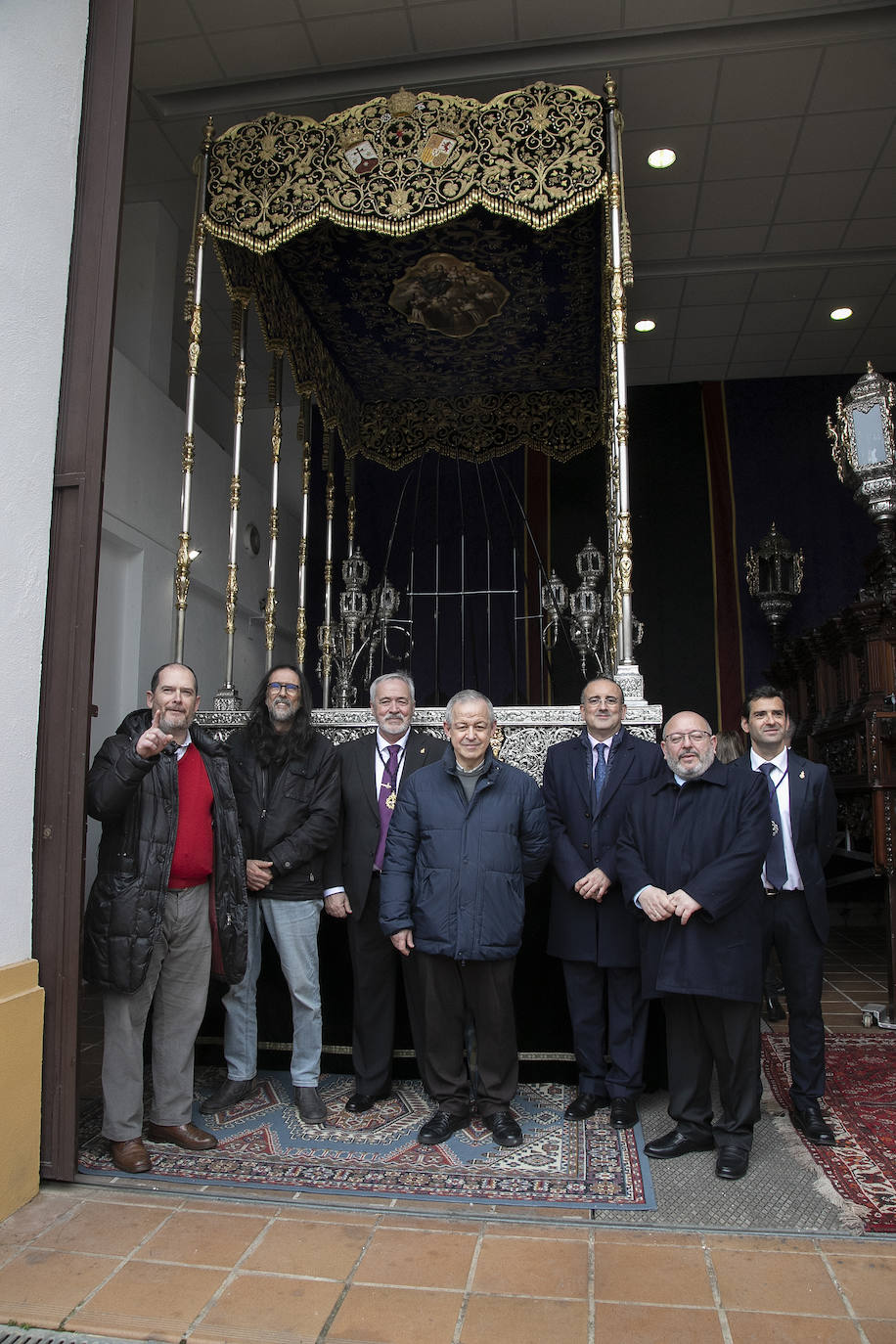 Fotos: El palio de la Virgen del Mayor Dolor en su Soledad de Córdoba luce nuevas proporciones
