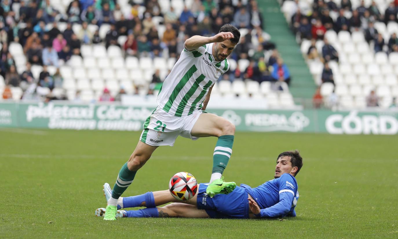 Fotos: la plácida victoria del Córdoba CF contra el Melilla