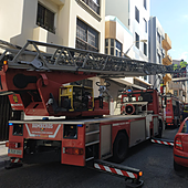 Dos personas resultan afectadas tras un incendio en una vivienda en Las Palmas de Gran Canaria