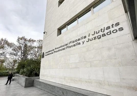 Piden 6 y 21 años de cárcel para dos hombres acusados de abusos y agresión sexual a tres niñas en Valencia