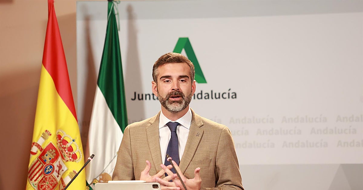 Fernández-Pacheco tras asumir las competencias de de Crespo: «La Consejería seguirá siendo un motor para sectores clave para Andalucía»