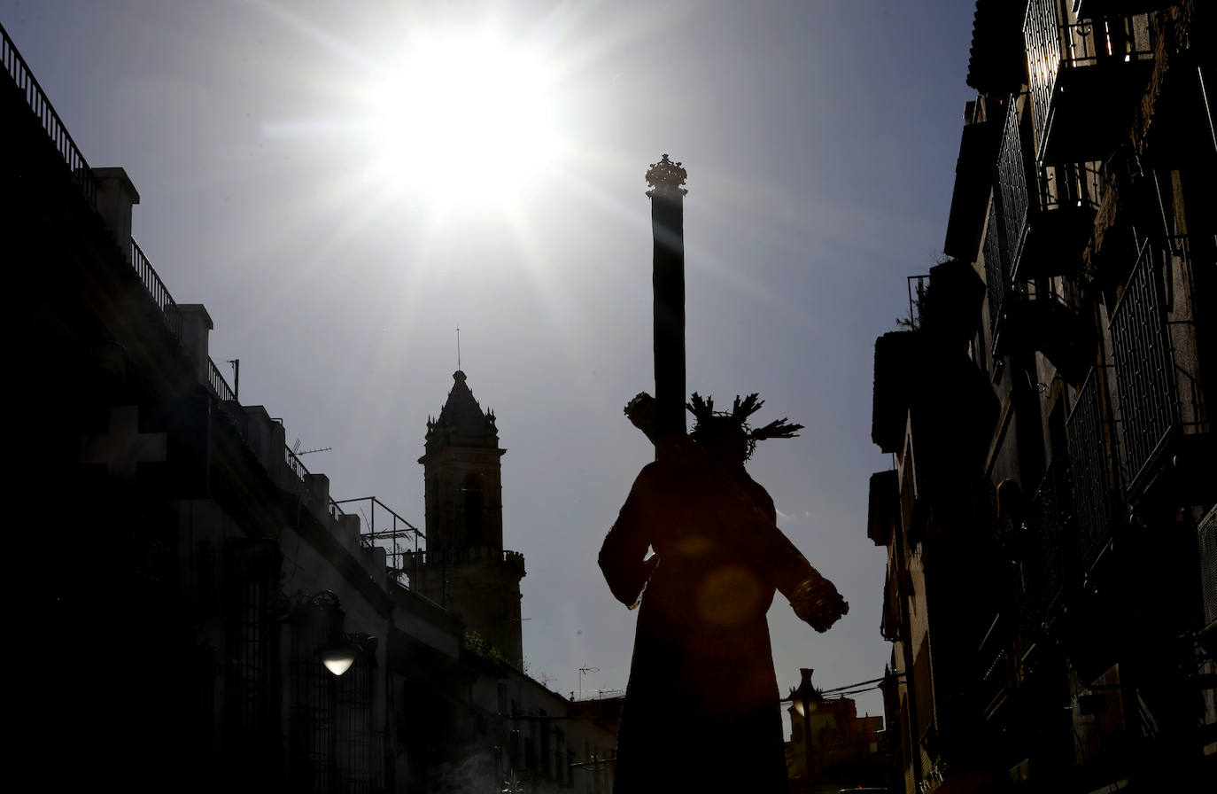 Fotos: El emocionante vía crucis de Jesús del Calvario a la Catedral de Córdoba por sus tres siglos