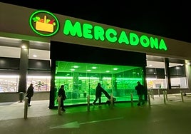 Mercadona busca personal por toda España para la campaña de verano con sueldos de 1.533 euros al mes sin necesidad de experiencia