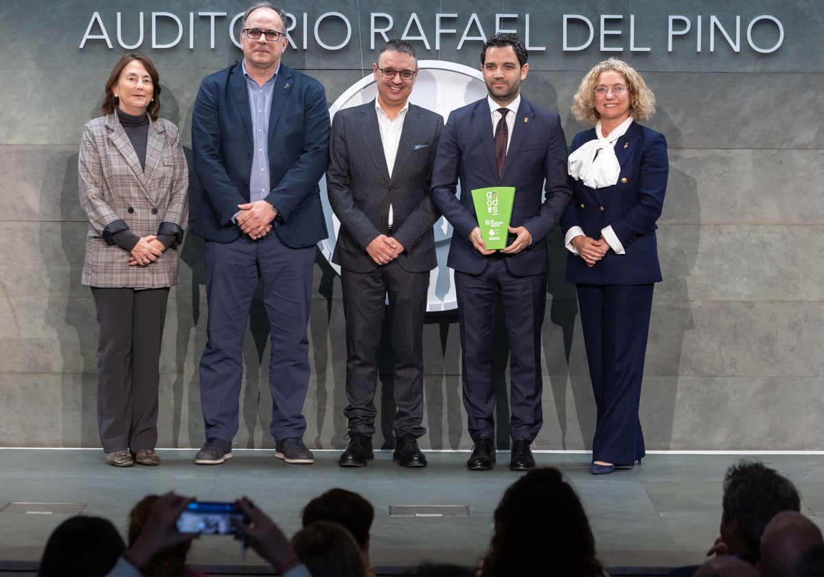 Imagen de los representantes del proyecto Guardian en los IV Reconocimientos go!ODS