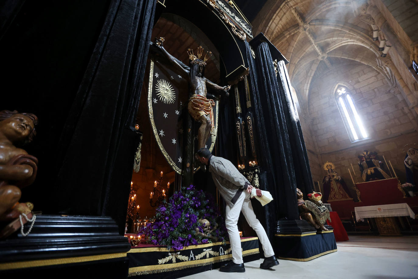 Fotos: la honda tradición del primer viernes de marzo en Córdoba