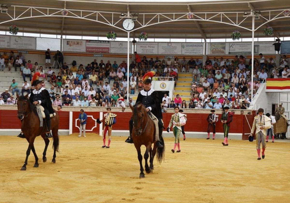 Morenito de Aranda, Gómez del Pilar y Damián Castaño harán el paseíllo este domingo en Villaseca para enfrentarse a una corrida de Peñajara de Casta Jijona