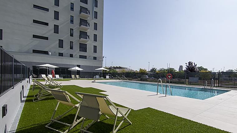 Imagen de la piscina de Flow de Kronos