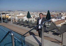 Cataluña permite las desaladoras portátiles para rellenar las piscinas de los hoteles