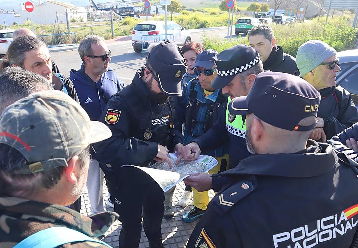 Dispositivo de búsqueda desplegado este jueves