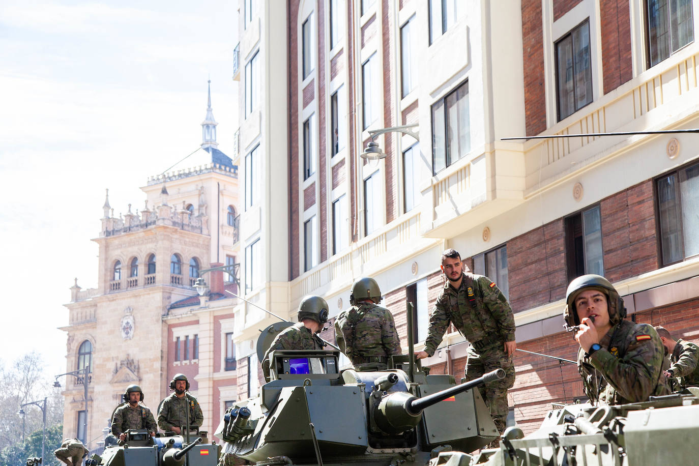 El Rey preside en Valladolid la celebración del 365 aniversario del Regimiento de Farnesio