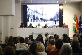 Fotos: La presentación de 'Las mil primeras. Supernumerarias del Opus Dei en España', en Córdoba