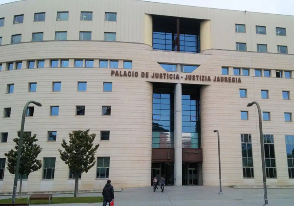 Fotografía de archivo del Palacio de la Audiencia Provincial de Navarra