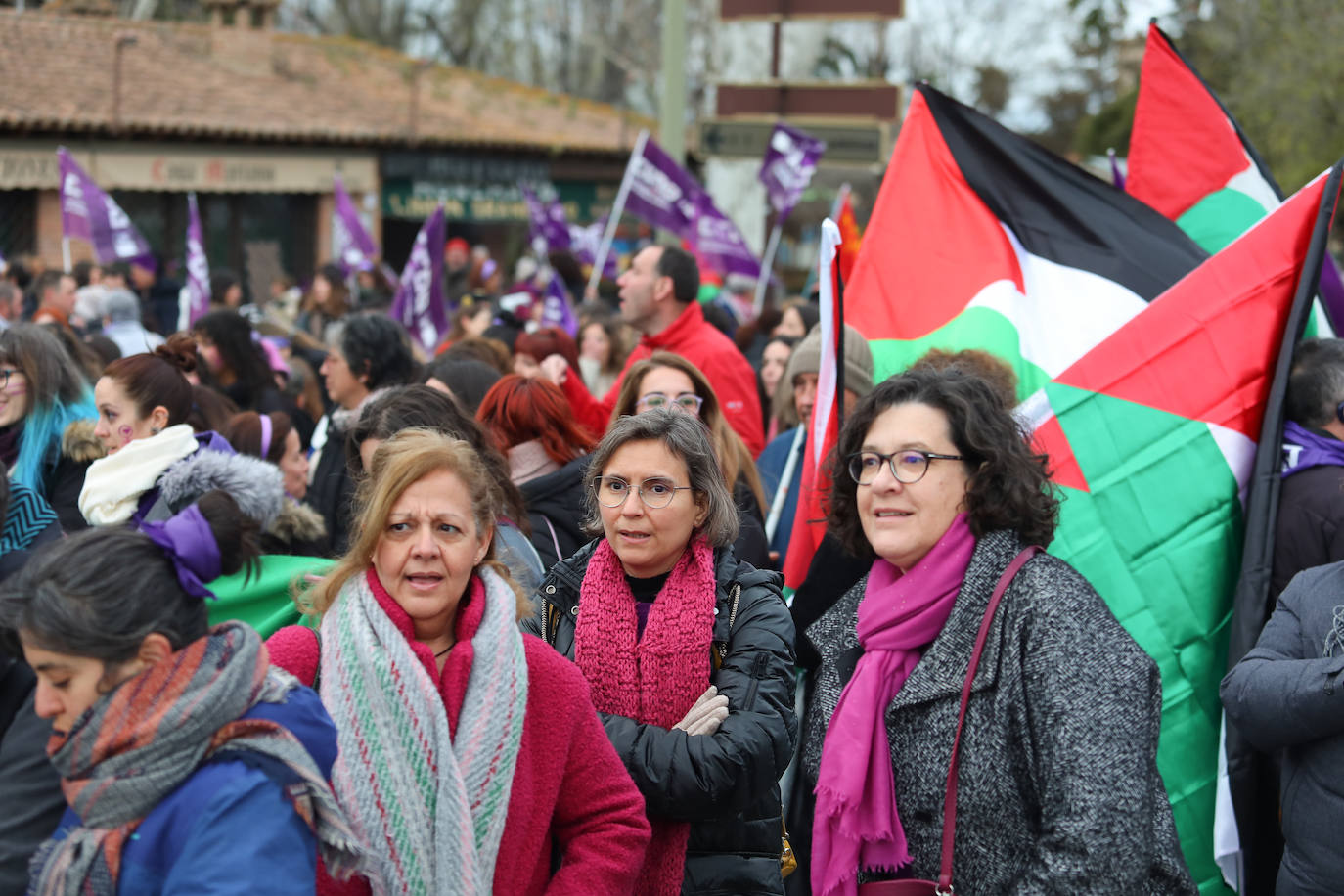 El morado toma las calles clamando feminismo