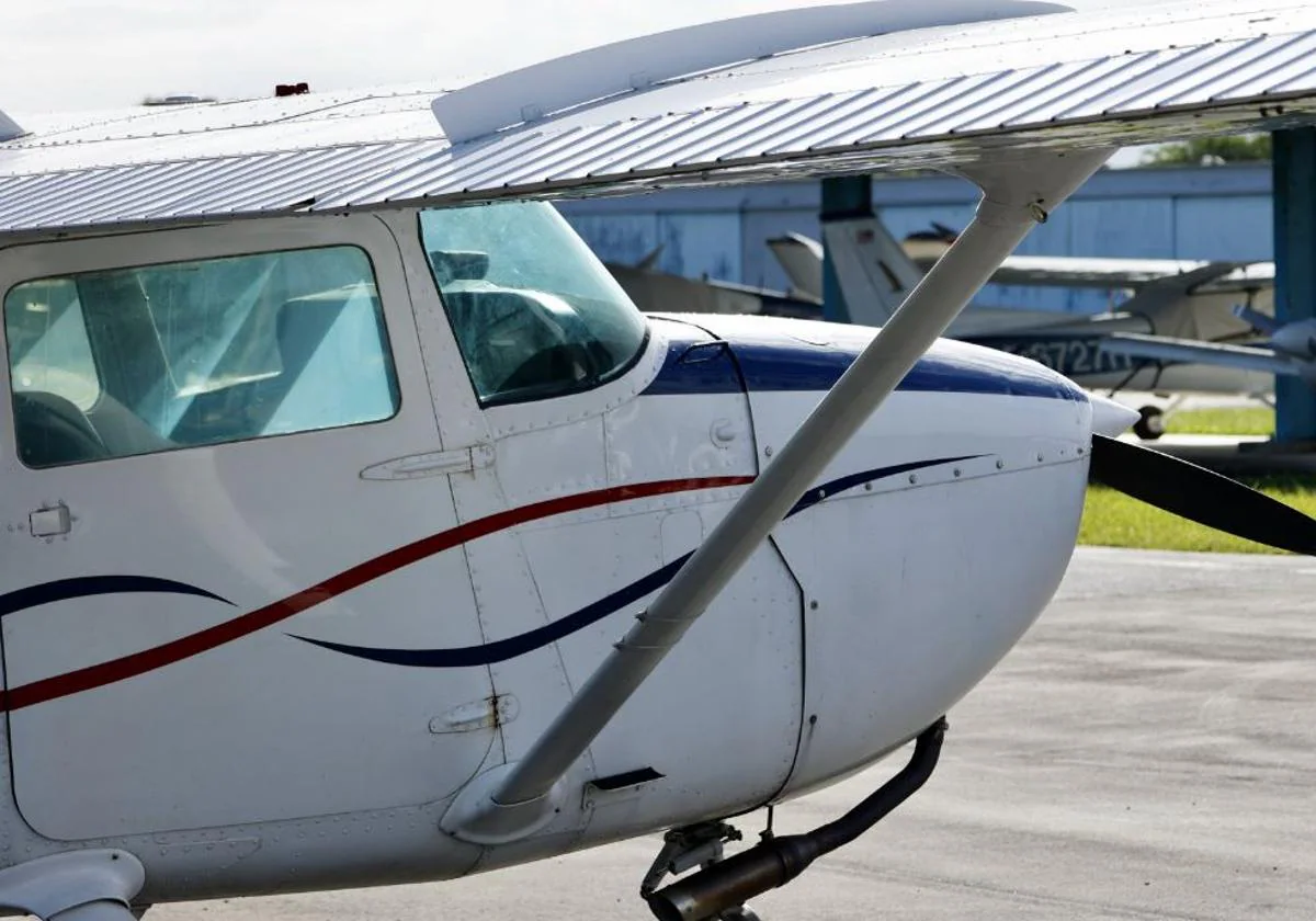 Una avioneta de la empresa Atlantis Aviation