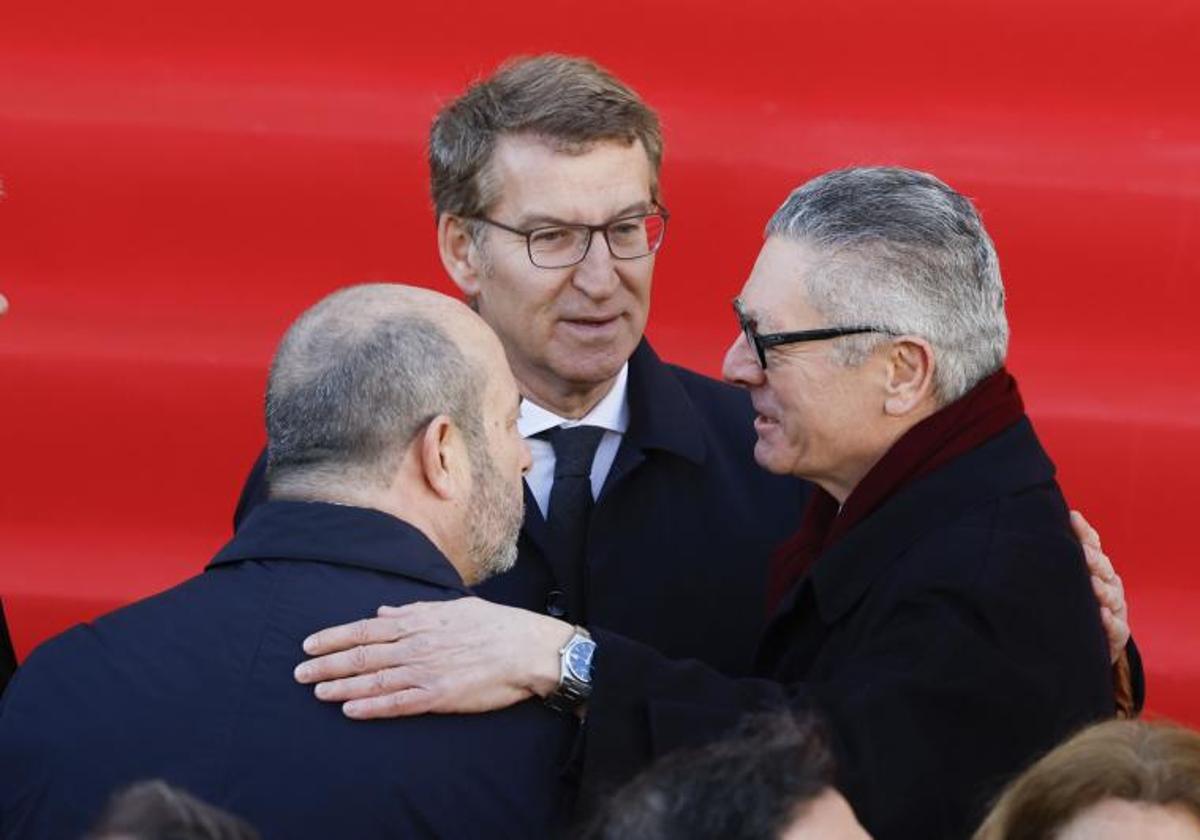 El presidente del PP, Alberto Núñez Feijóo, durante el homenaje del 11M organizado por la Comunidad de Madrid