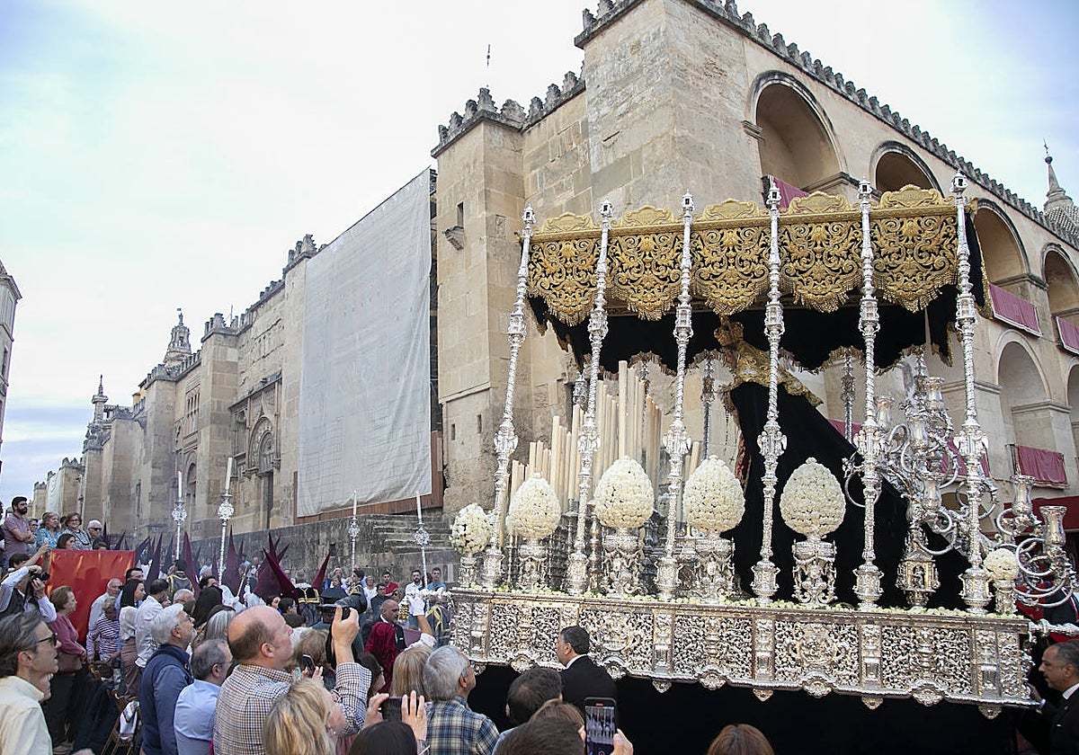 La Virgen del Dulce Nombre, en la carrera oficial de Córdoba