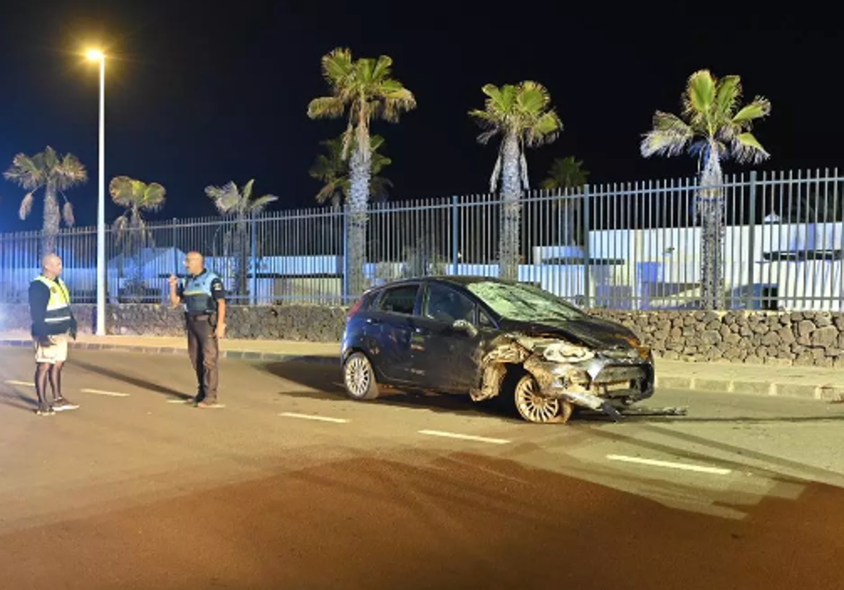 Así quedó el coche tras el atropello múltiple en Yaiza, Lanzarote