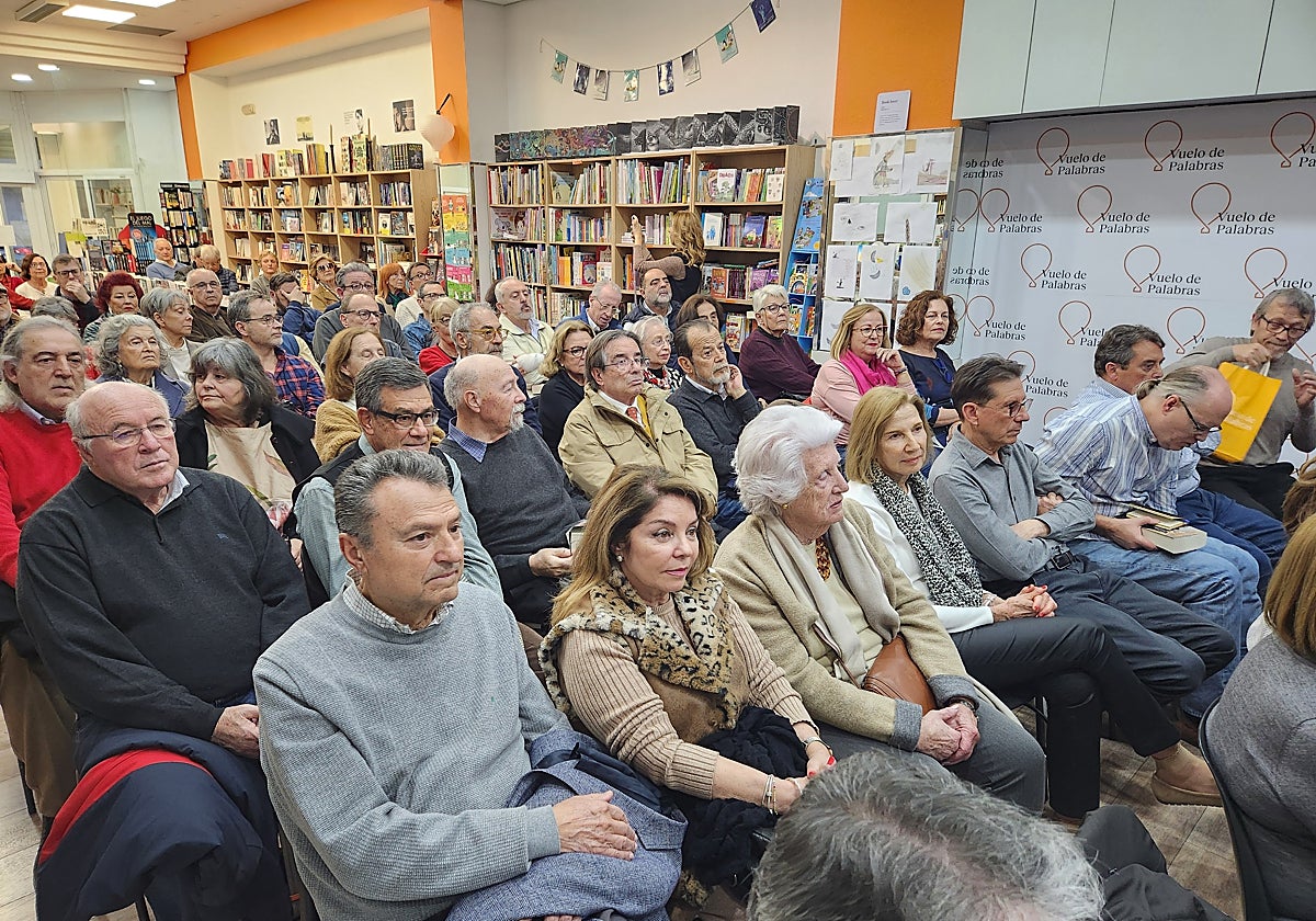 Imagen del homenaje al poeta Jaime Siles en Valencia