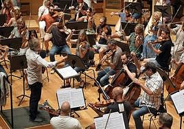 La Oscyl lleva la música a 20 centros de educación especial y residencias en su maratón solidario