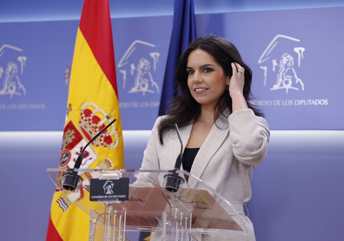 La portavoz de Vox en el Congreso, Pepa Millán, en una rueda de prensa, este martes, antes de la reunión de la Junta de Portavoces