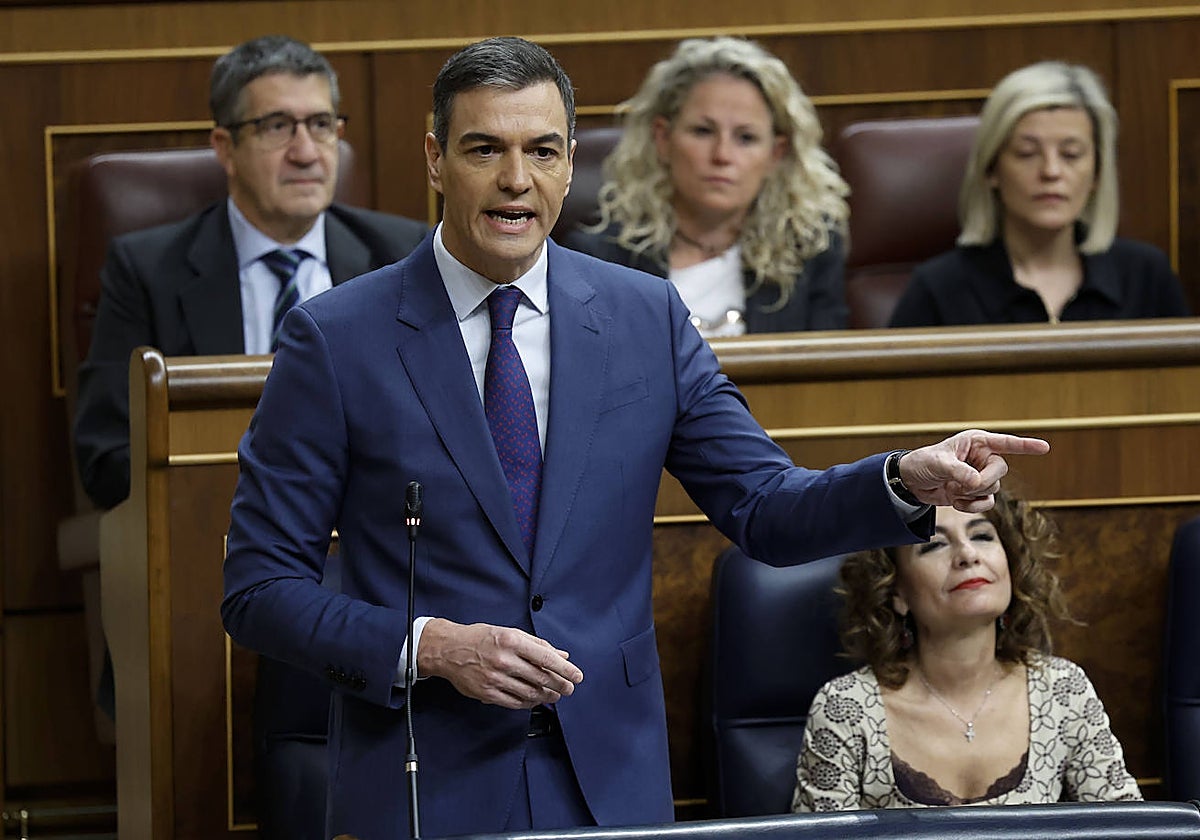 El presidente del Gobierno, Pedro Sánchez, en la sesión de control en el Congreso