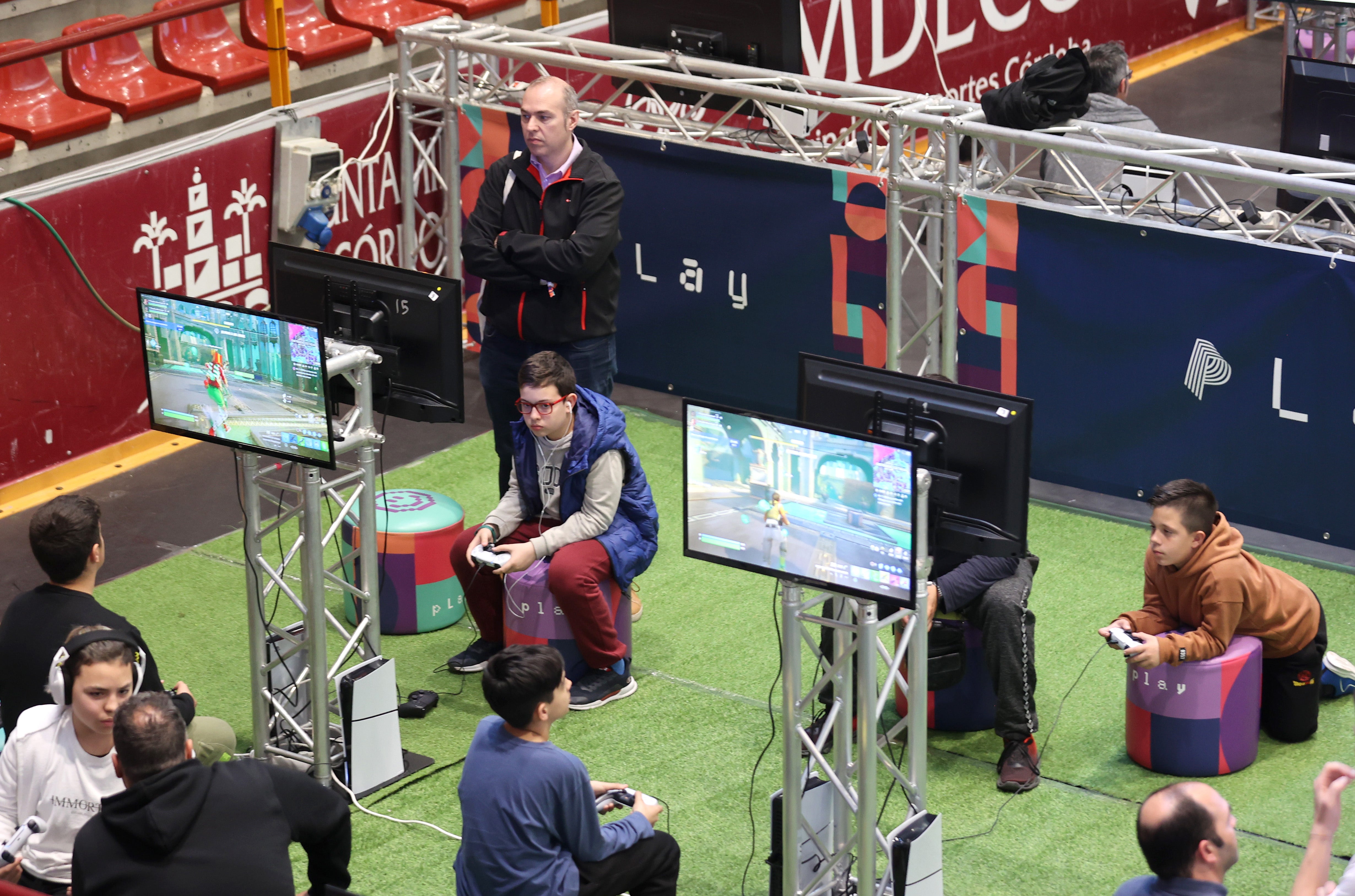Fotos: ambientazo de &#039;gaming&#039; y ocio digital en el Play Fest Game de Córdoba
