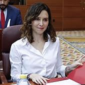 El presidente de los procuradores llama a que se «ejemplifique» con el filtrador de datos de la pareja de Ayuso