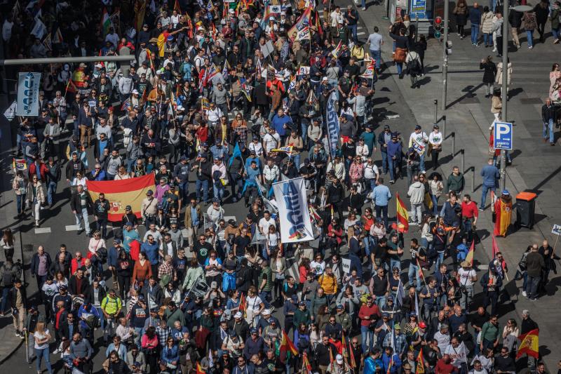 La manifestación de policías y guardias civiles en Madrid este sábado, en imágenes