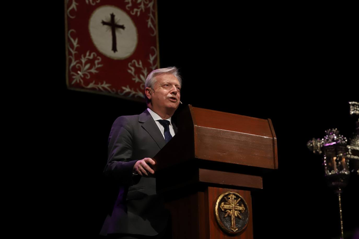 Fotos: el sentido anuncio de Juan José Primo Jurado de la Semana Santa de Córdoba