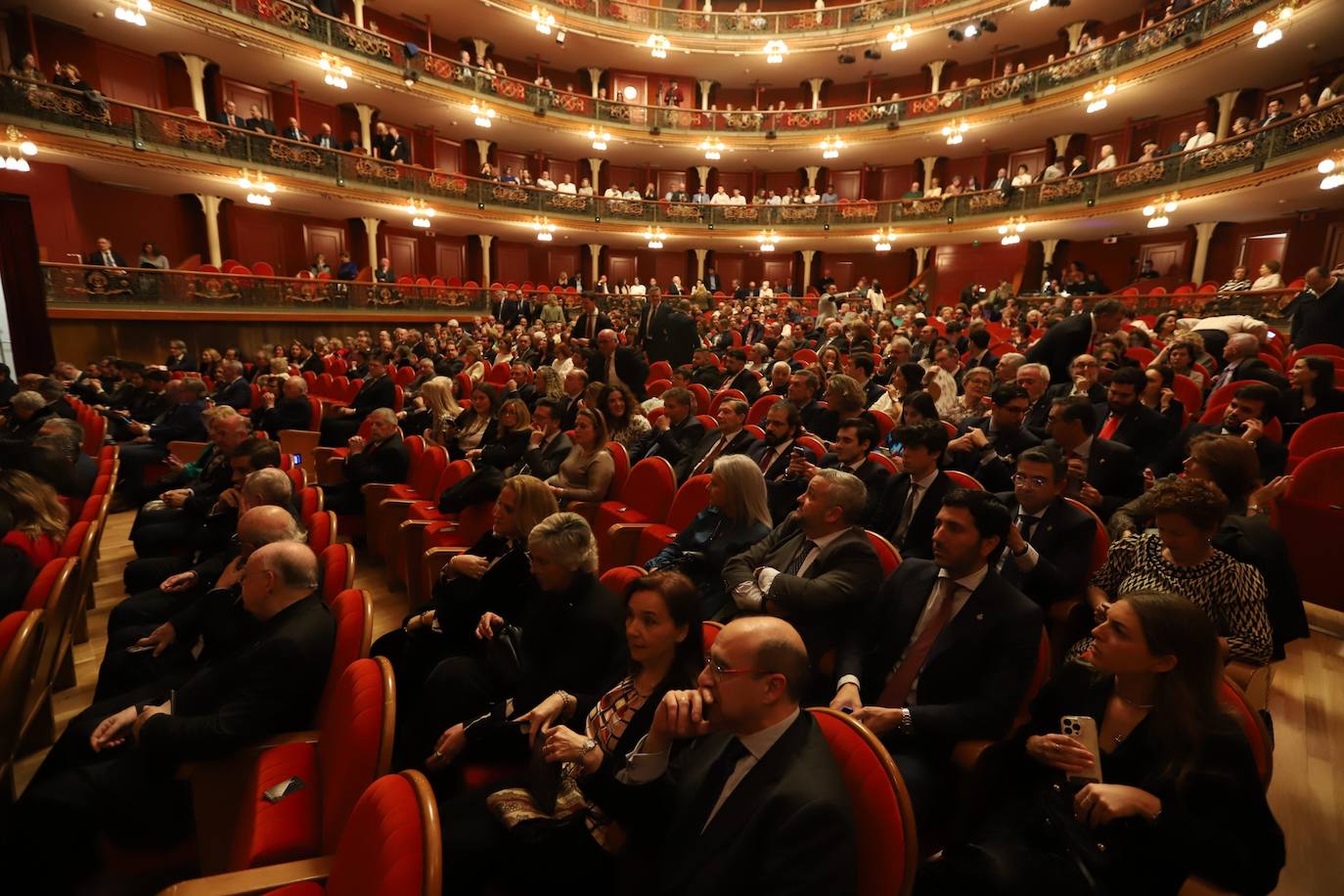 Fotos: el sentido anuncio de Juan José Primo Jurado de la Semana Santa de Córdoba