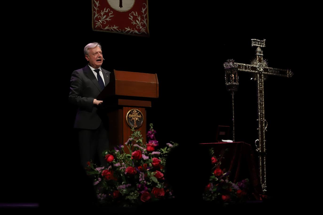 Fotos: el sentido anuncio de Juan José Primo Jurado de la Semana Santa de Córdoba