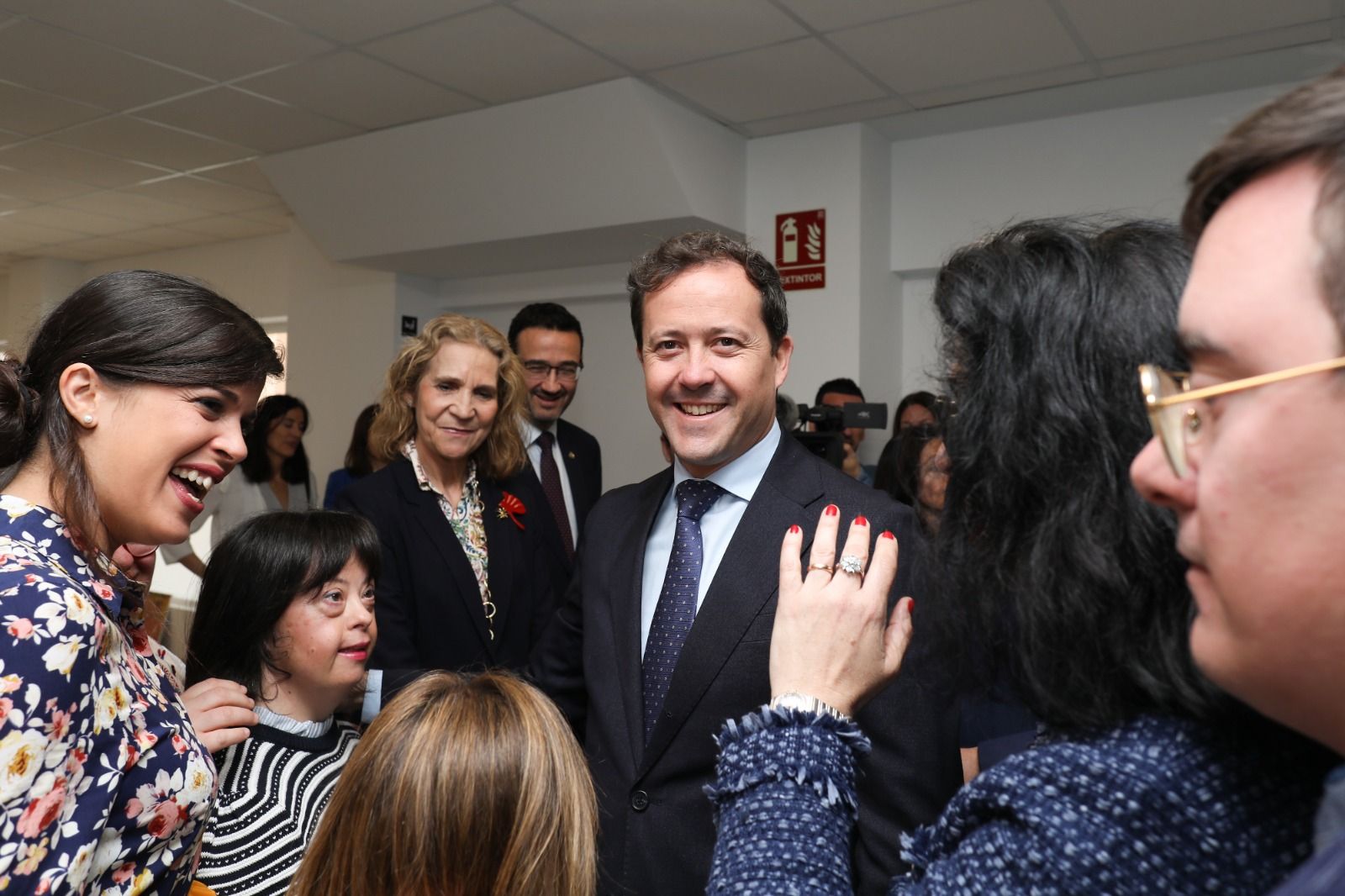 La Infanta Elena, en la inauguración de la sede de DOWN Toledo