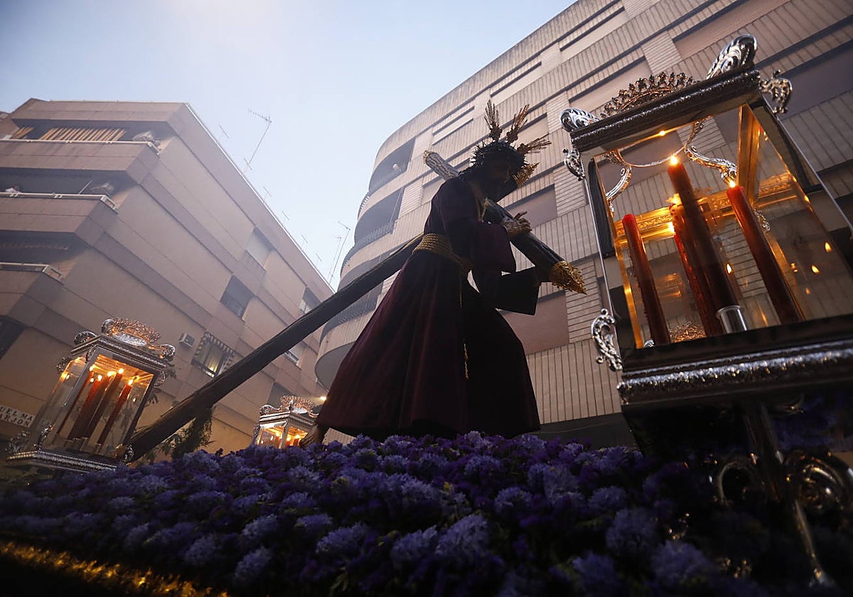 Nuestro Padre Jesús en su Soberano Poder, durante el vía crucis de 2023