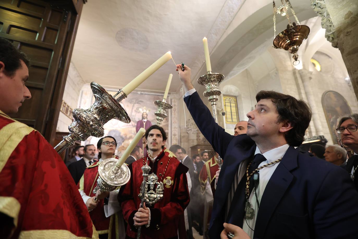 Fotos: el solemne traslado de las imágenes de la Sentencia a su nueva casa de hermandad en Córdoba