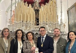 La Virgen del Rocío y Lágrimas llevará un reliquia del simpecado de Córdoba