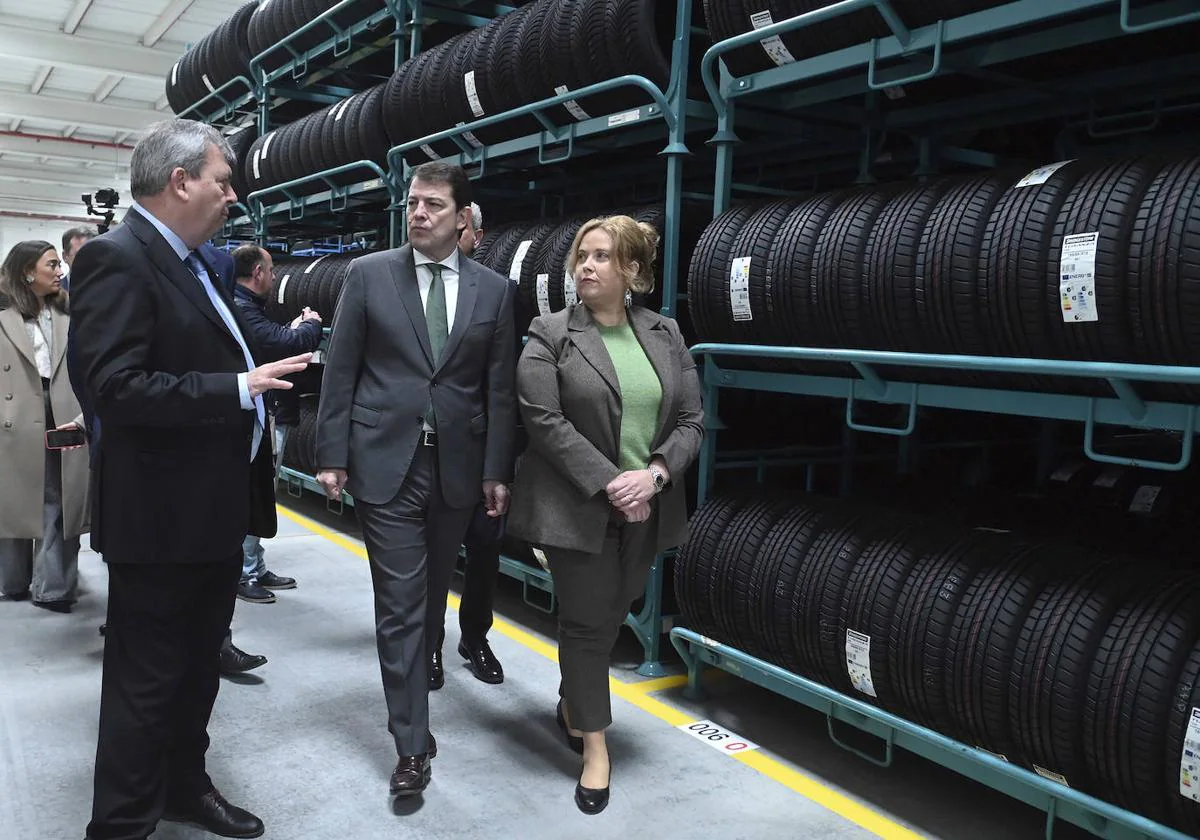 El presidente de la Junta de Castilla y León, Alfonso Fernández Mañueco, participa en el acto de inauguración del nuevo Centro Logístico de Bridgestone en Burgos