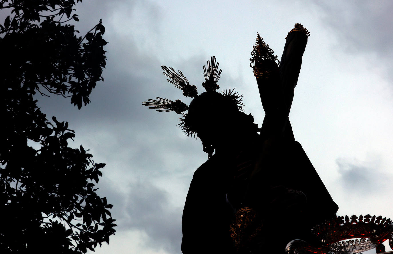 Fotos: el íntimo vía crucis del Señor del Soberano Poder de Córdoba