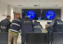 Detenidas 35 personas de un grupo organizado napolitano dedicado al robo de relojes de alta gama en zonas turísticas