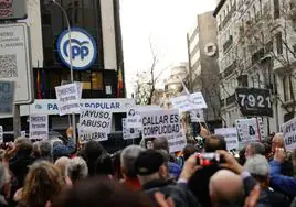Pinchazo de la manifestación en Génova pidiendo la dimisión de Ayuso