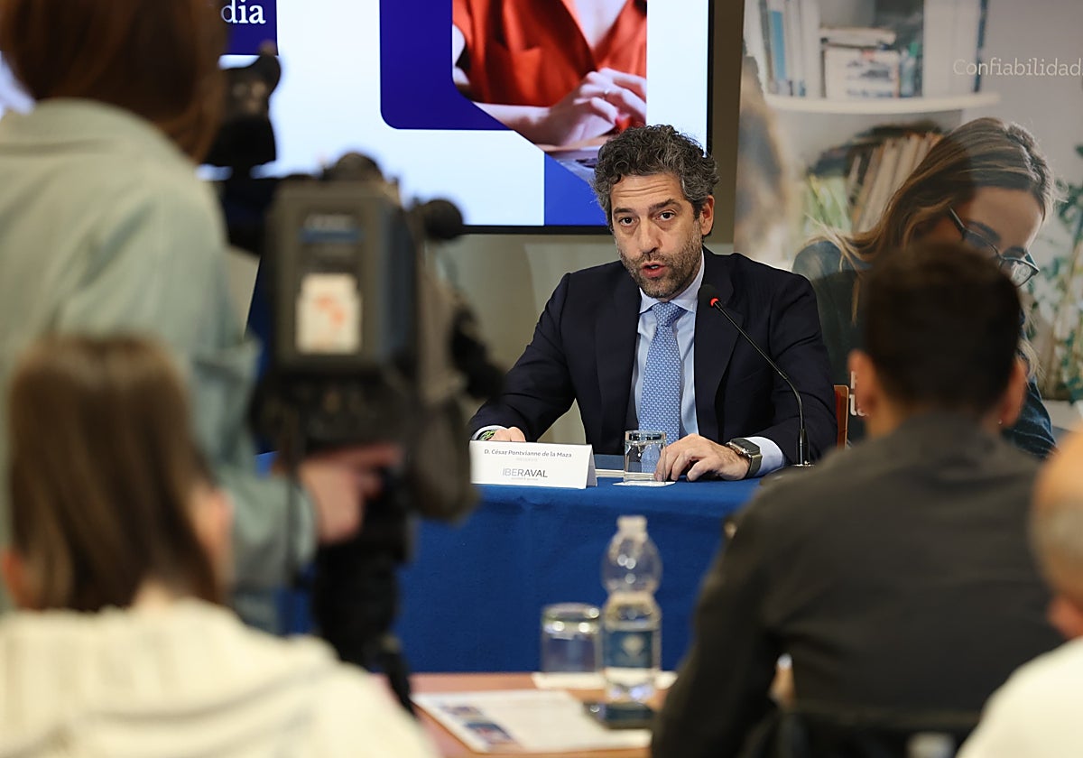 El presidente de Iberaval, César Pontvianne, presenta los resultados de la SGR en 2023