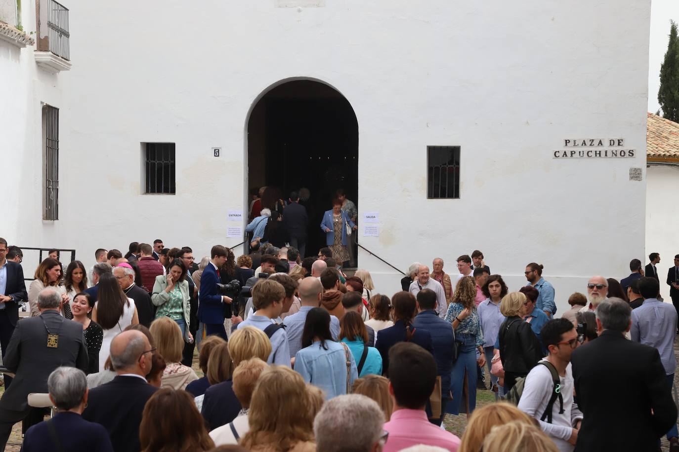 Fotos: el popular y fervoroso Viernes de Dolores en Córdoba