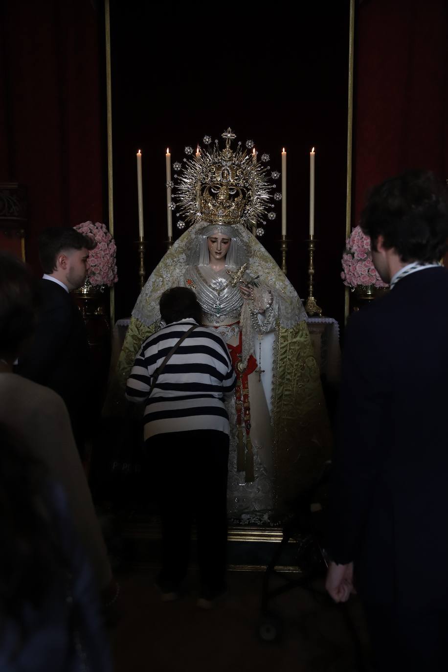 Fotos: el popular y fervoroso Viernes de Dolores en Córdoba