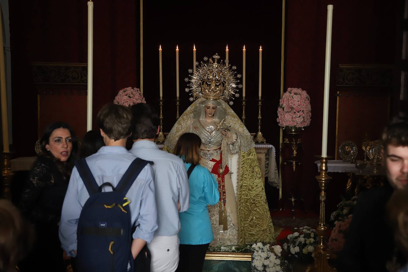 Fotos: el popular y fervoroso Viernes de Dolores en Córdoba