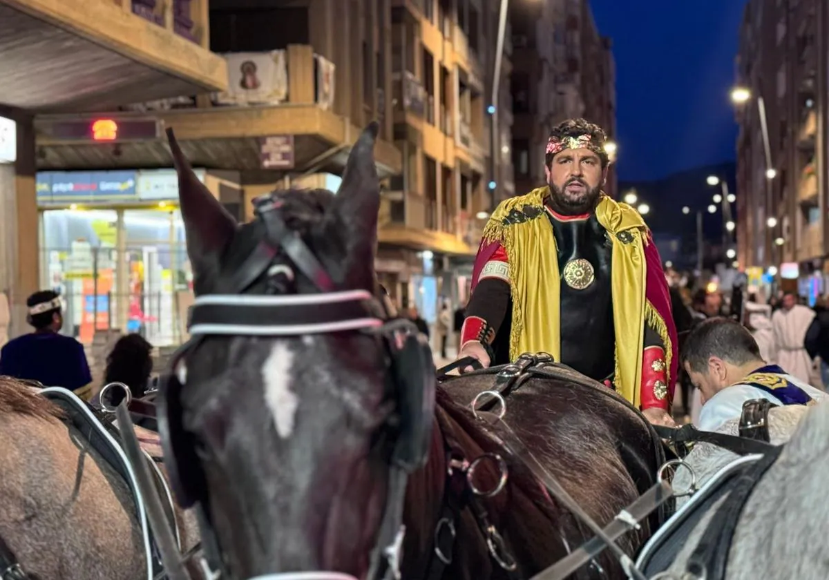 El presidente de Murcia, Fernando López Miras, durante su participación en la Semana Santa de Lorca