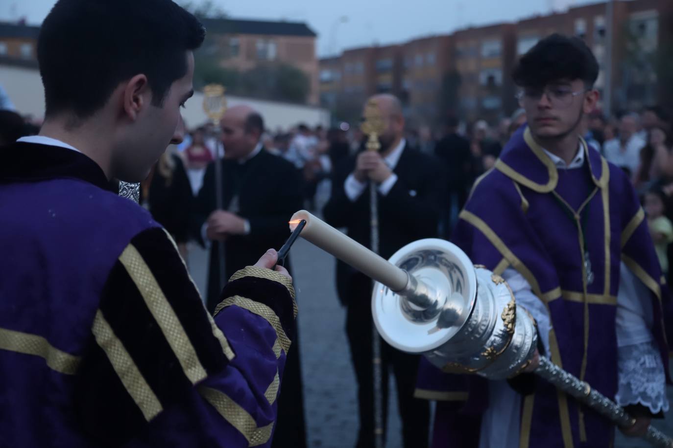 Fotos: la entusiasta procesión de la cofradía de la O en Córdoba